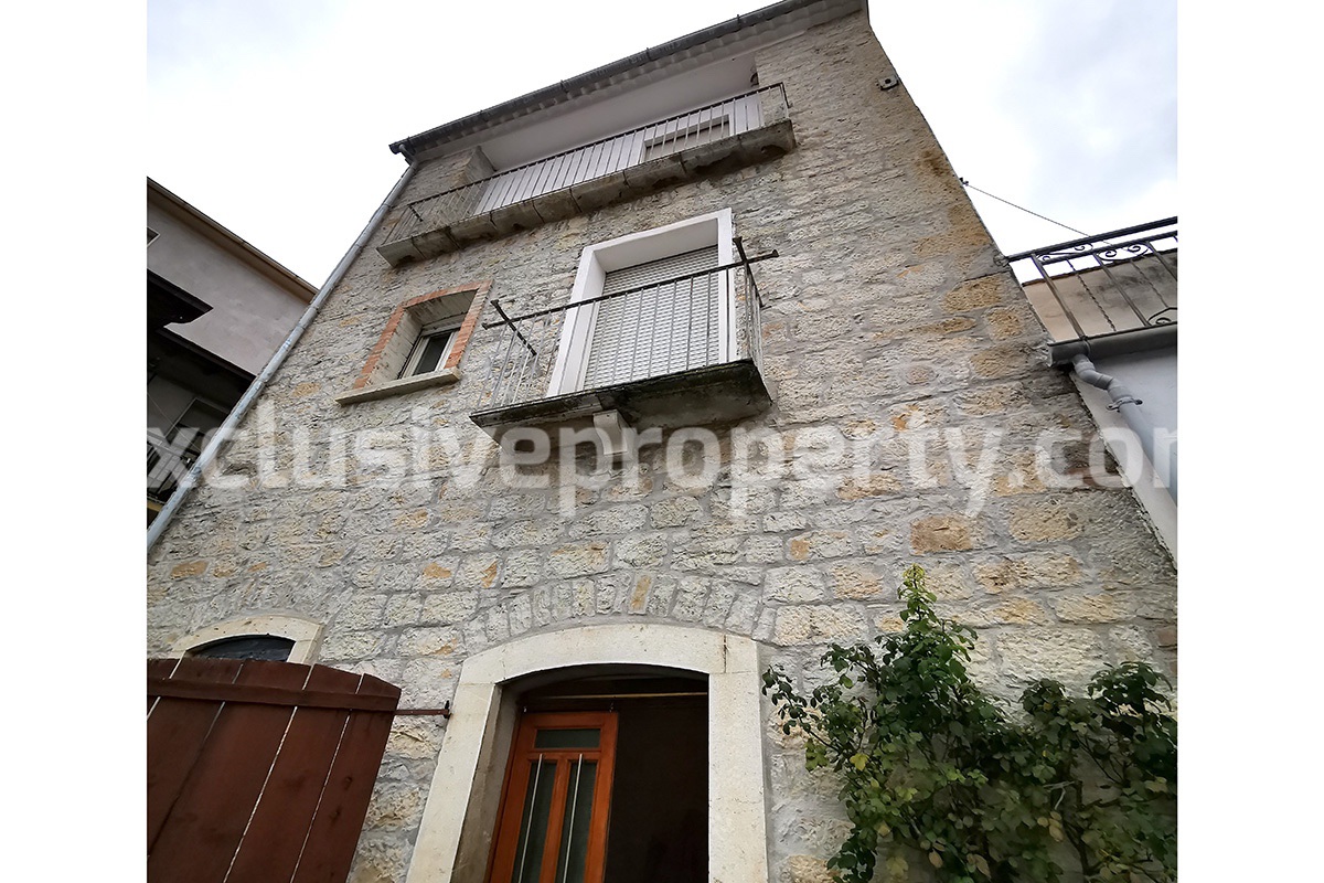 Stone house with terrace for sale in Lucito - Molise Region 7