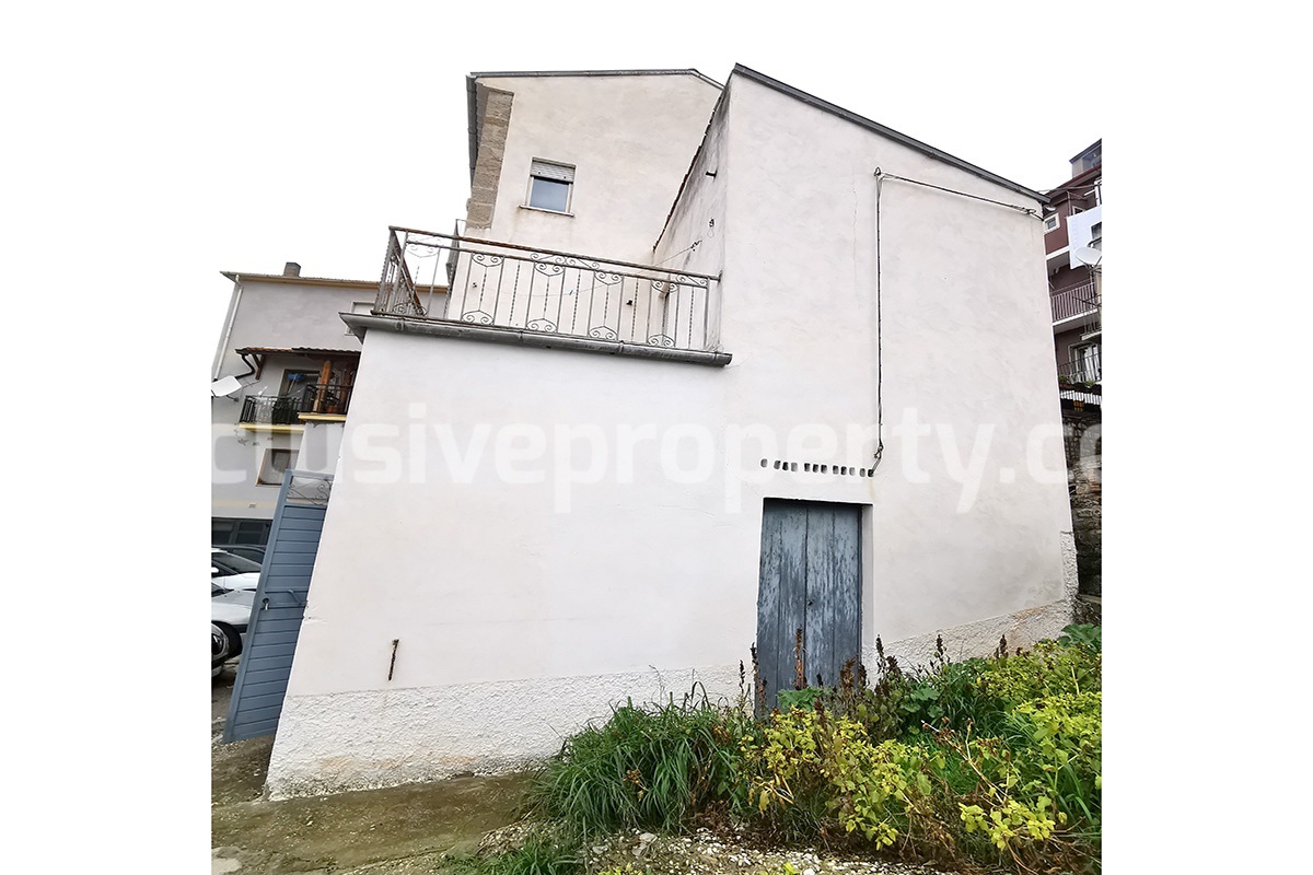 Stone house with terrace for sale in Lucito - Molise Region 14