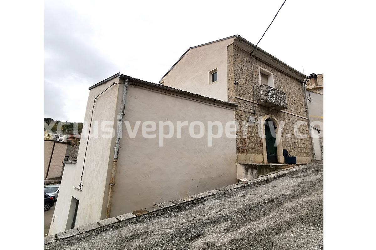 Stone house with terrace for sale in Lucito - Molise Region 15