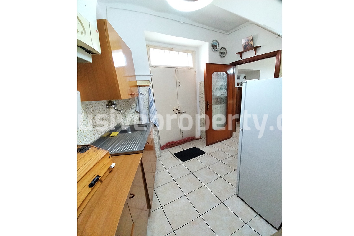 Town house renovated and habitable for sale near the sea in Abruzzo 7