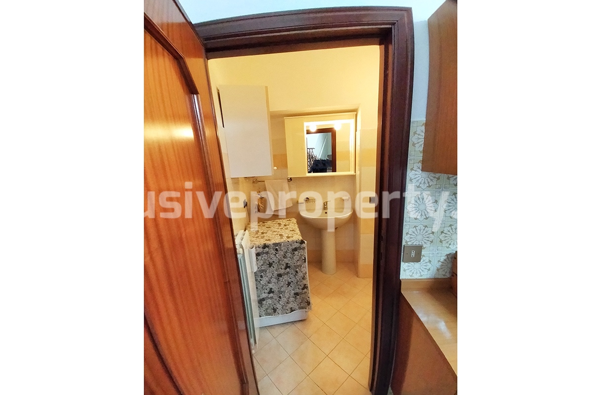Town house renovated and habitable for sale near the sea in Abruzzo 14