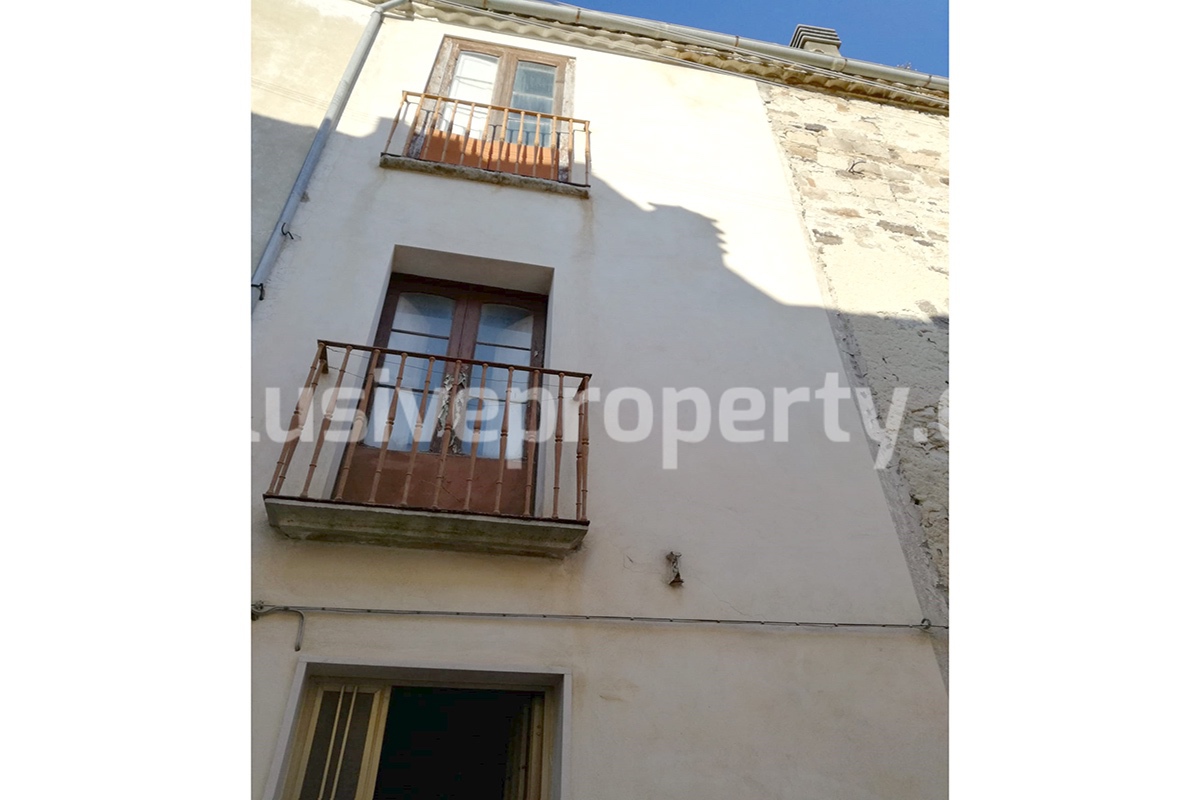 Two independent houses that can be joined together for sale in Molise 39