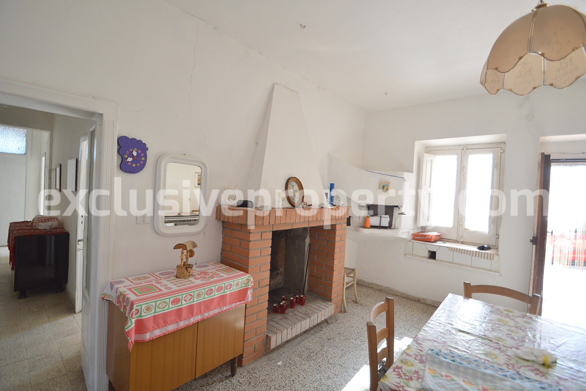 Semi-detached house with garden and terrace for sale in Abruzzo 7