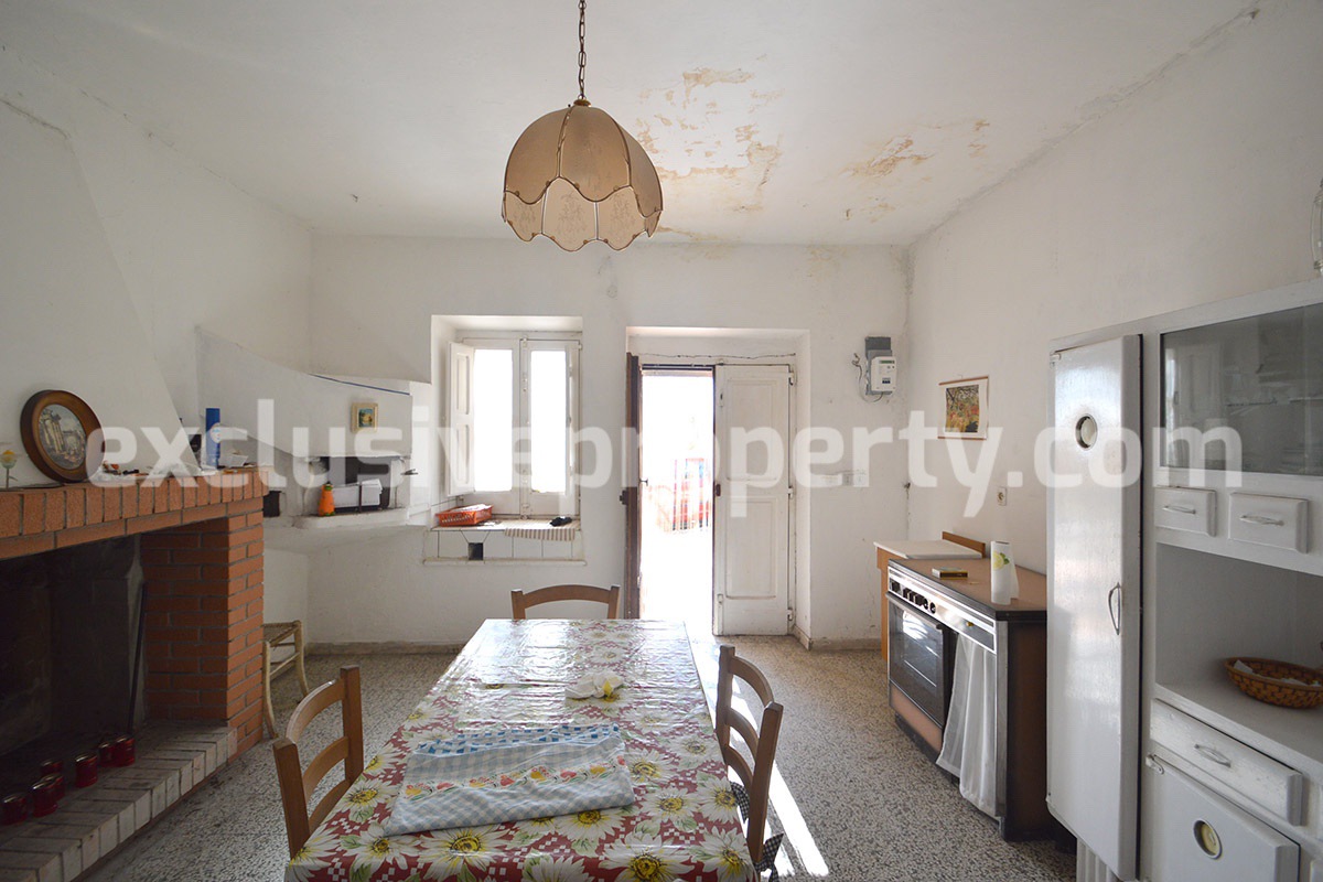 Semi-detached house with garden and terrace for sale in Abruzzo 8