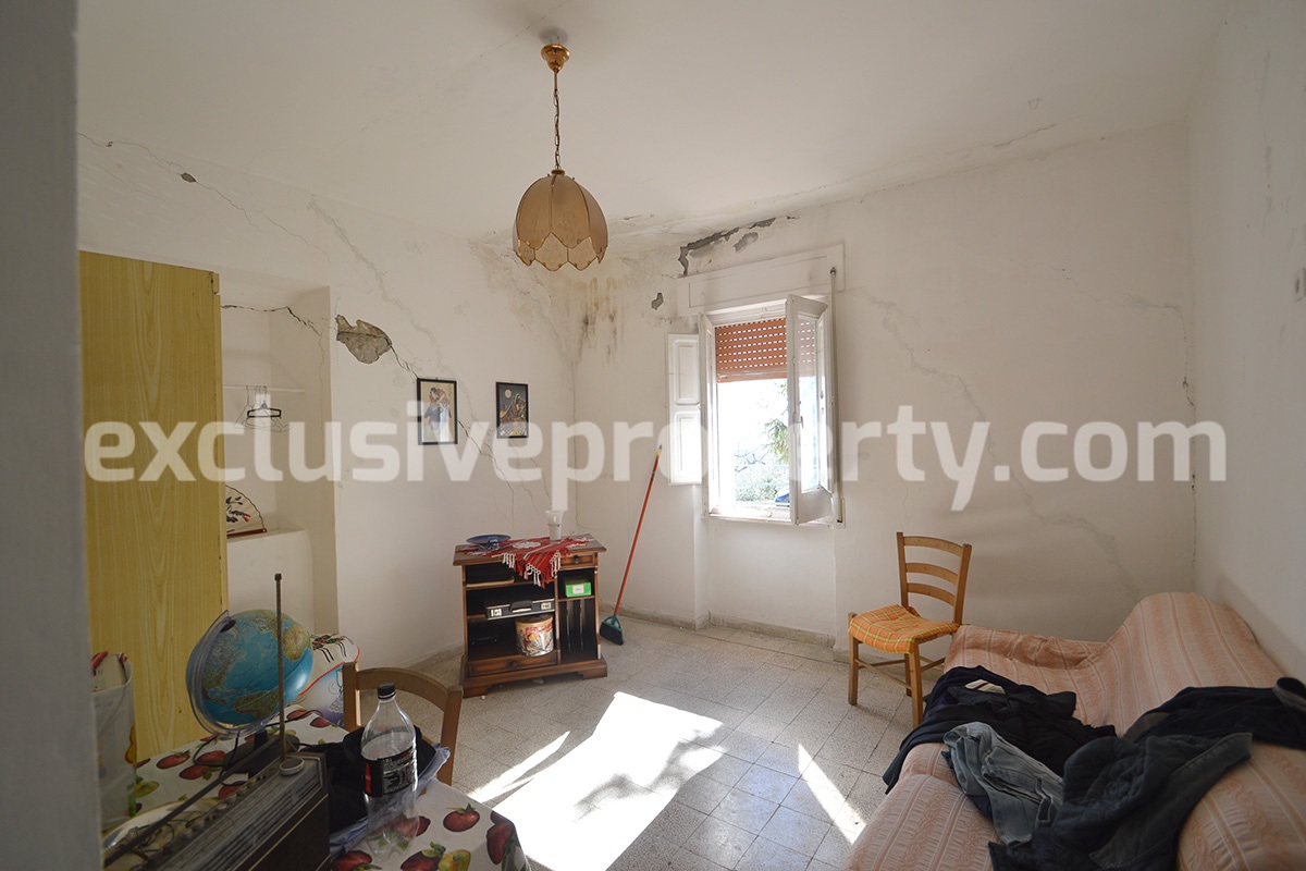 Semi-detached house with garden and terrace for sale in Abruzzo 13
