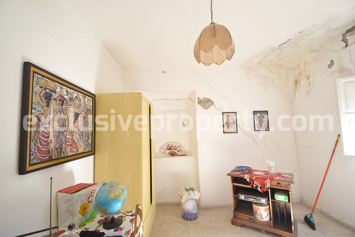 Semi-detached house with garden and terrace for sale in Abruzzo 14