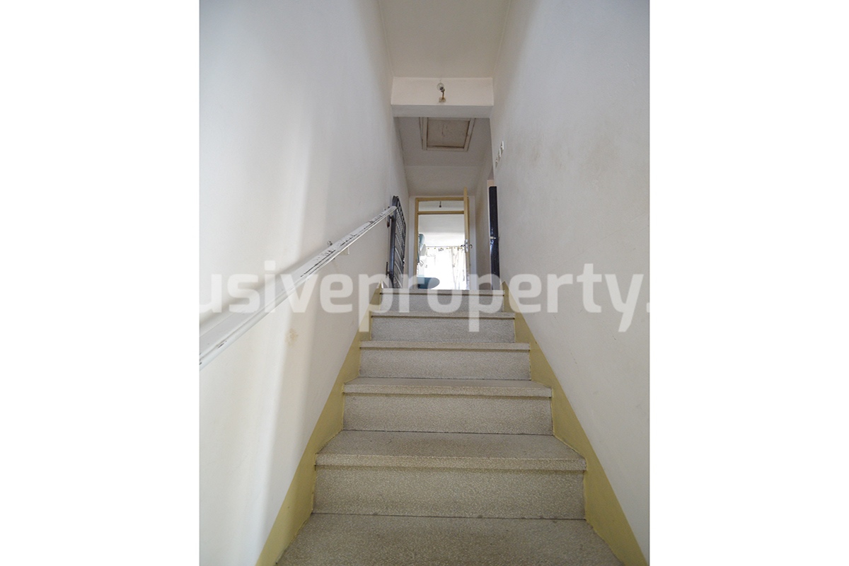 Town house habitable and in excellent condition for sale in Abruzzo 11