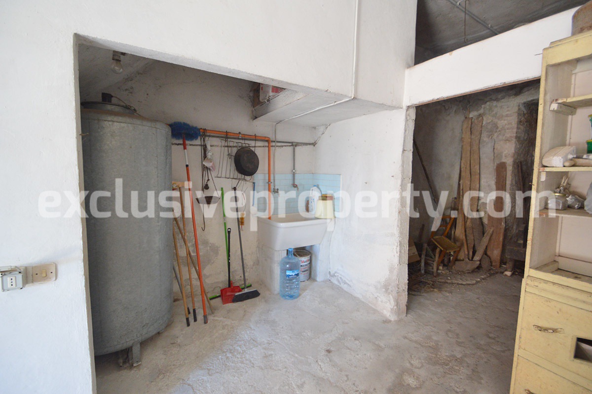 Property with garage and panoramic view for sale in Abruzzo 24