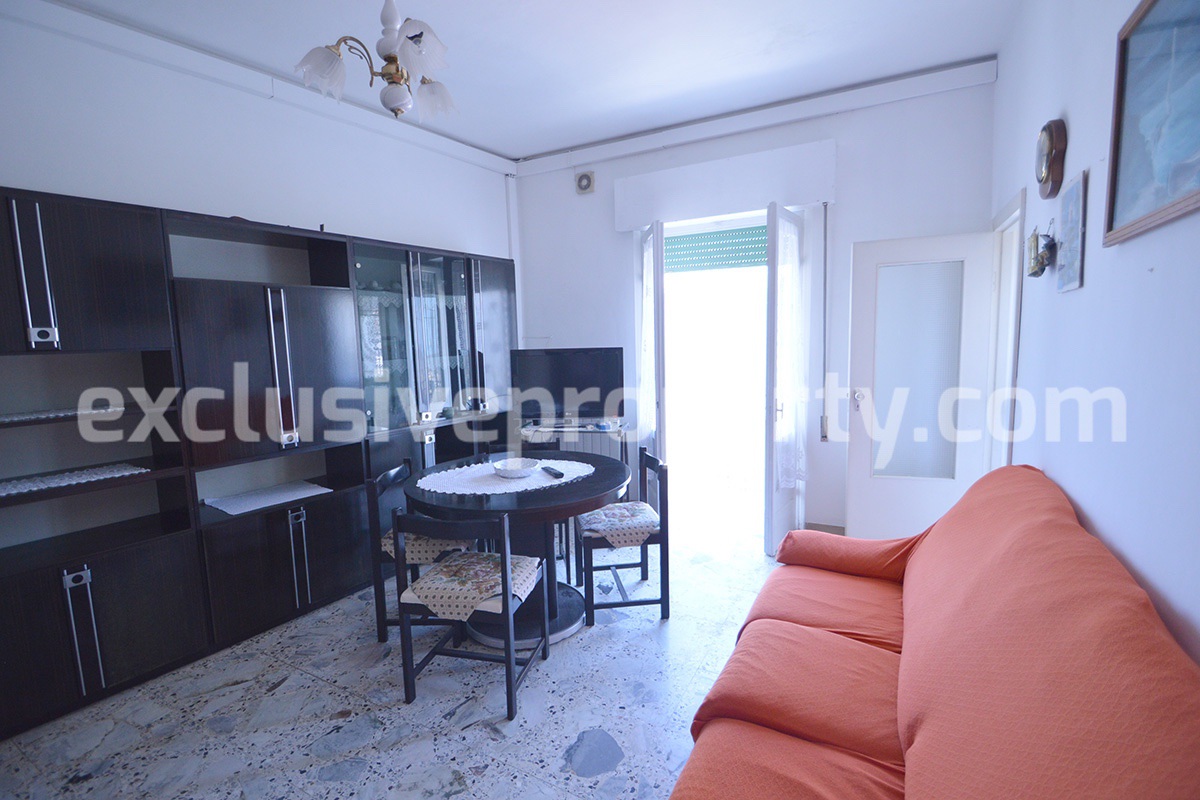 Property with garage and panoramic view for sale in Abruzzo 4