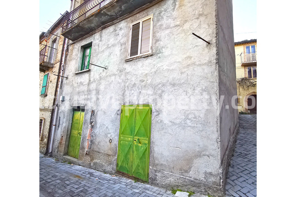Detached property with cellars for sale in Abruzzo - Italy 17