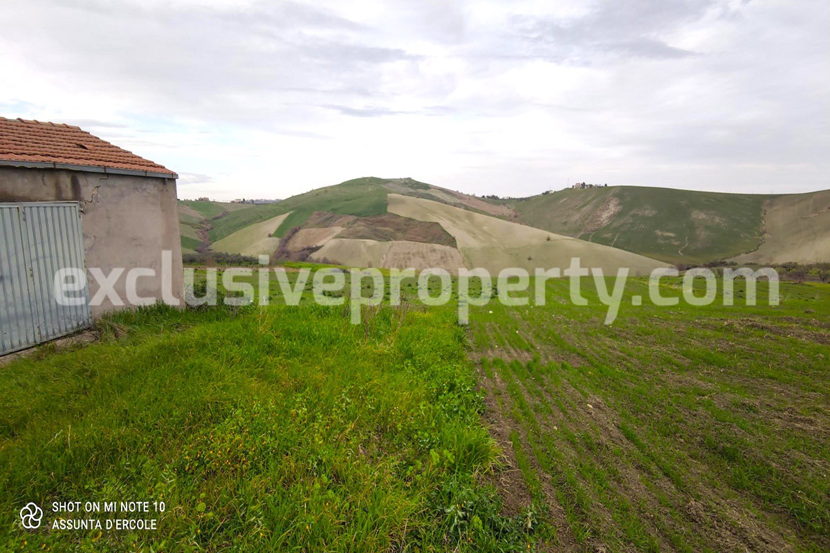 Property consisting of two buildings and a land for sale in Abruzzo 25