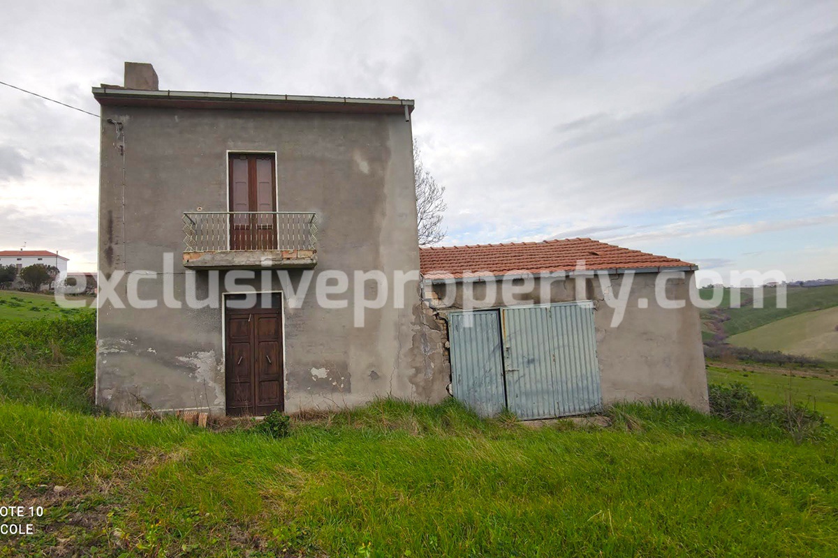 Property consisting of two buildings and a land for sale in Abruzzo 2