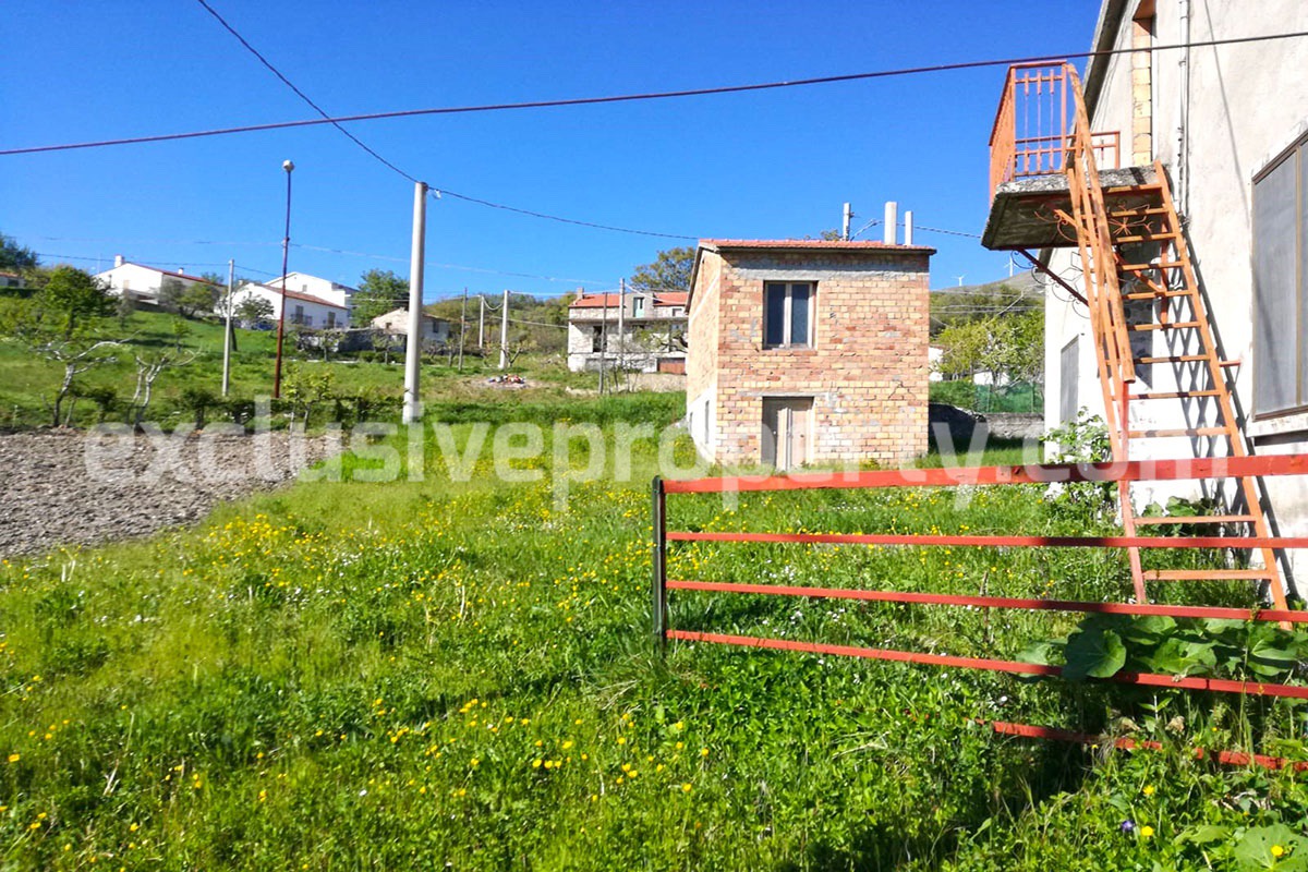 Cottages adjacent with garden for sale in a quiet and relaxing area for sale in Italy 16