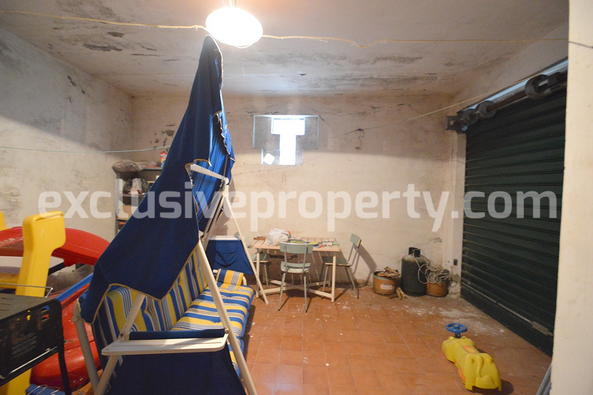 Property with garden for sale in Pollutri 15 min from the sea - Abruzzo 45