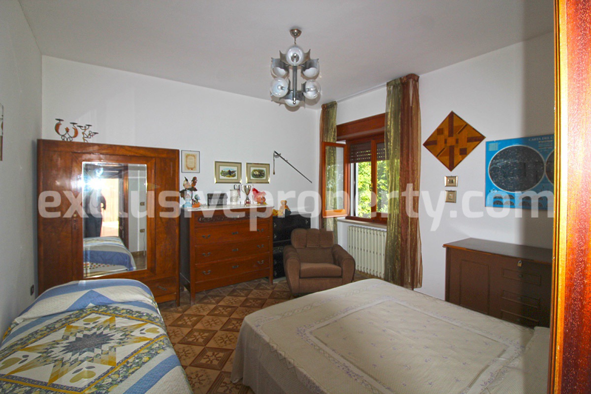 House with garden near the coast for sale in Abruzzo 17