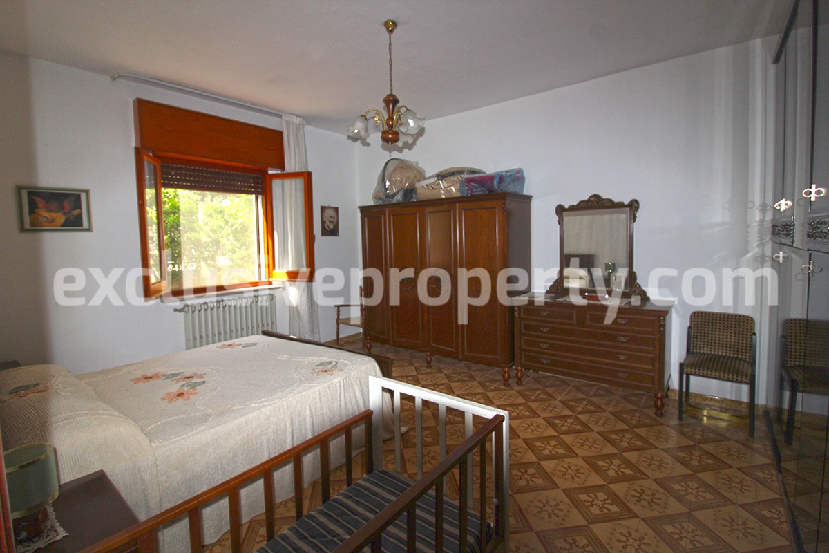 House with garden near the coast for sale in Abruzzo 21