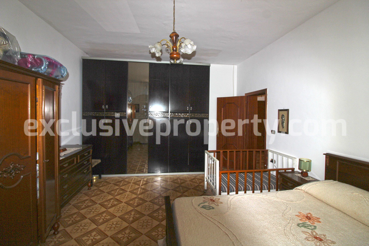 House with garden near the coast for sale in Abruzzo 22
