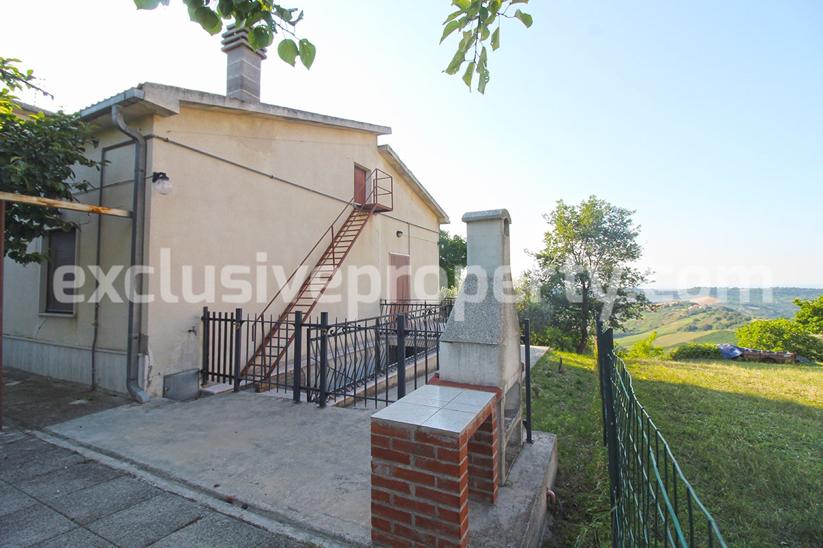 House with garden near the coast for sale in Abruzzo 39
