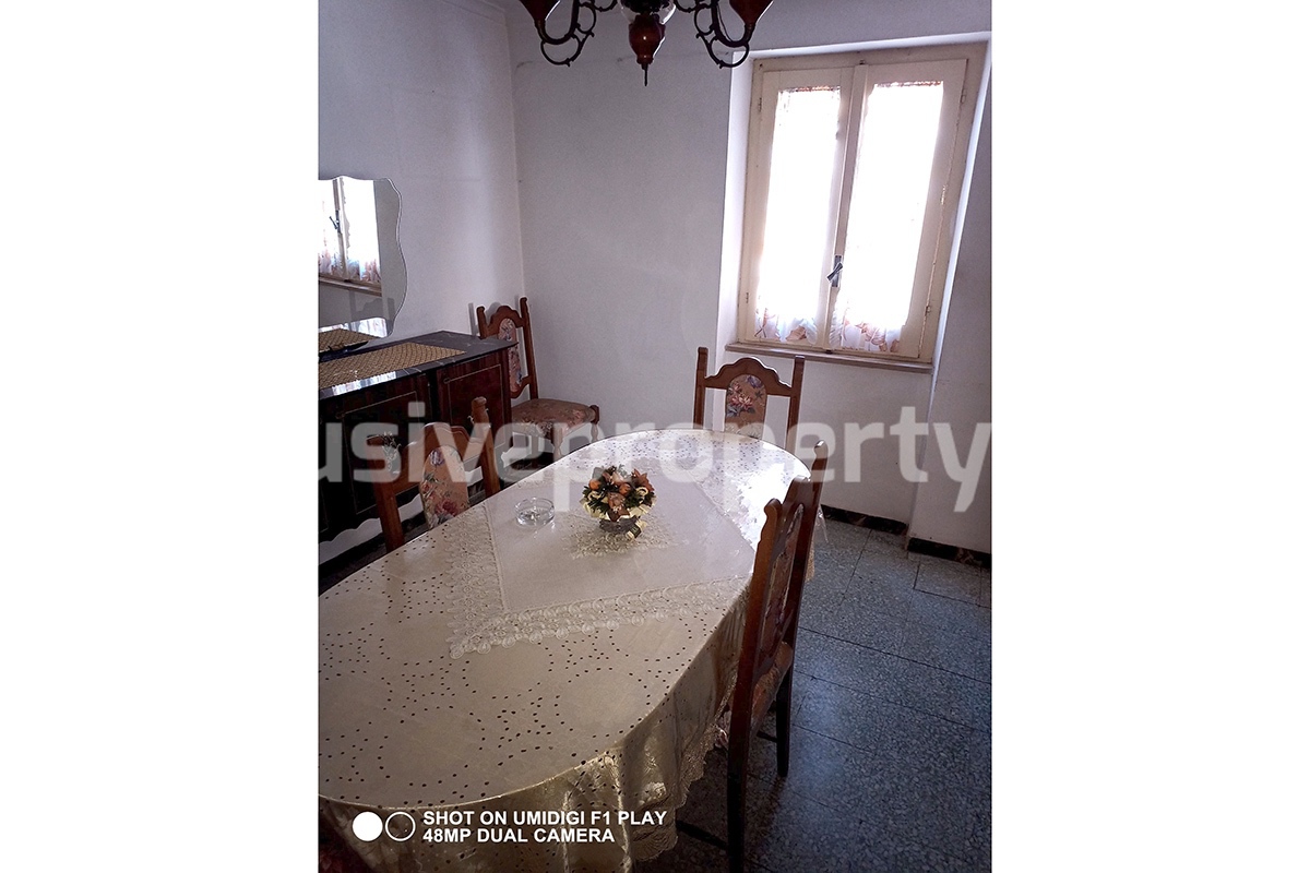 House a few km from the beach for sale in Villalfonsina Abruzzo 3