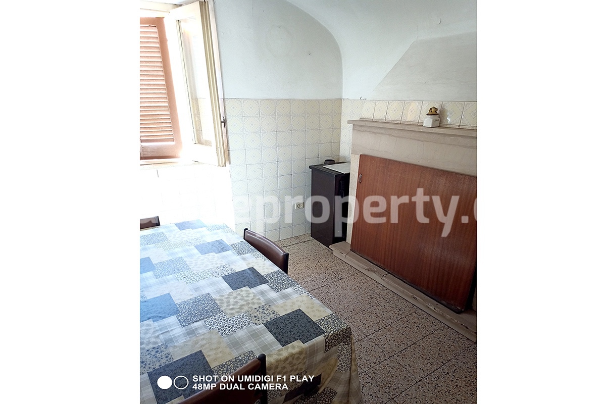 House a few km from the beach for sale in Villalfonsina Abruzzo 4