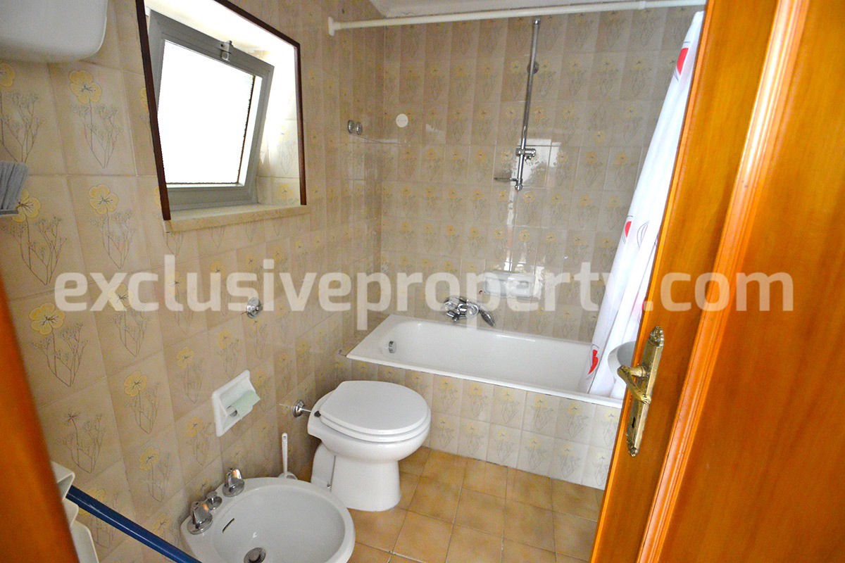 House renovated and habitable with heating system for sale in Abruzzo 6