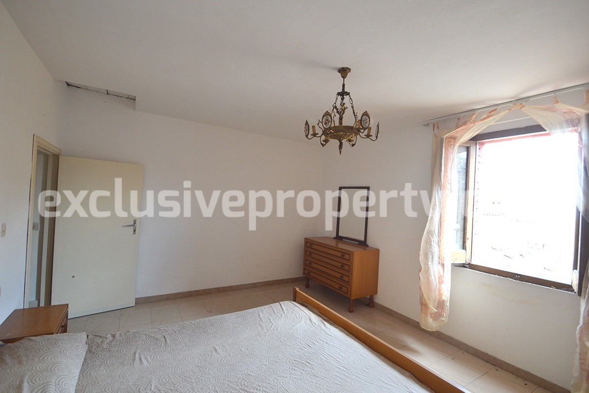 House with garden located in the historic center of Tavenna a few km from the Sea 10