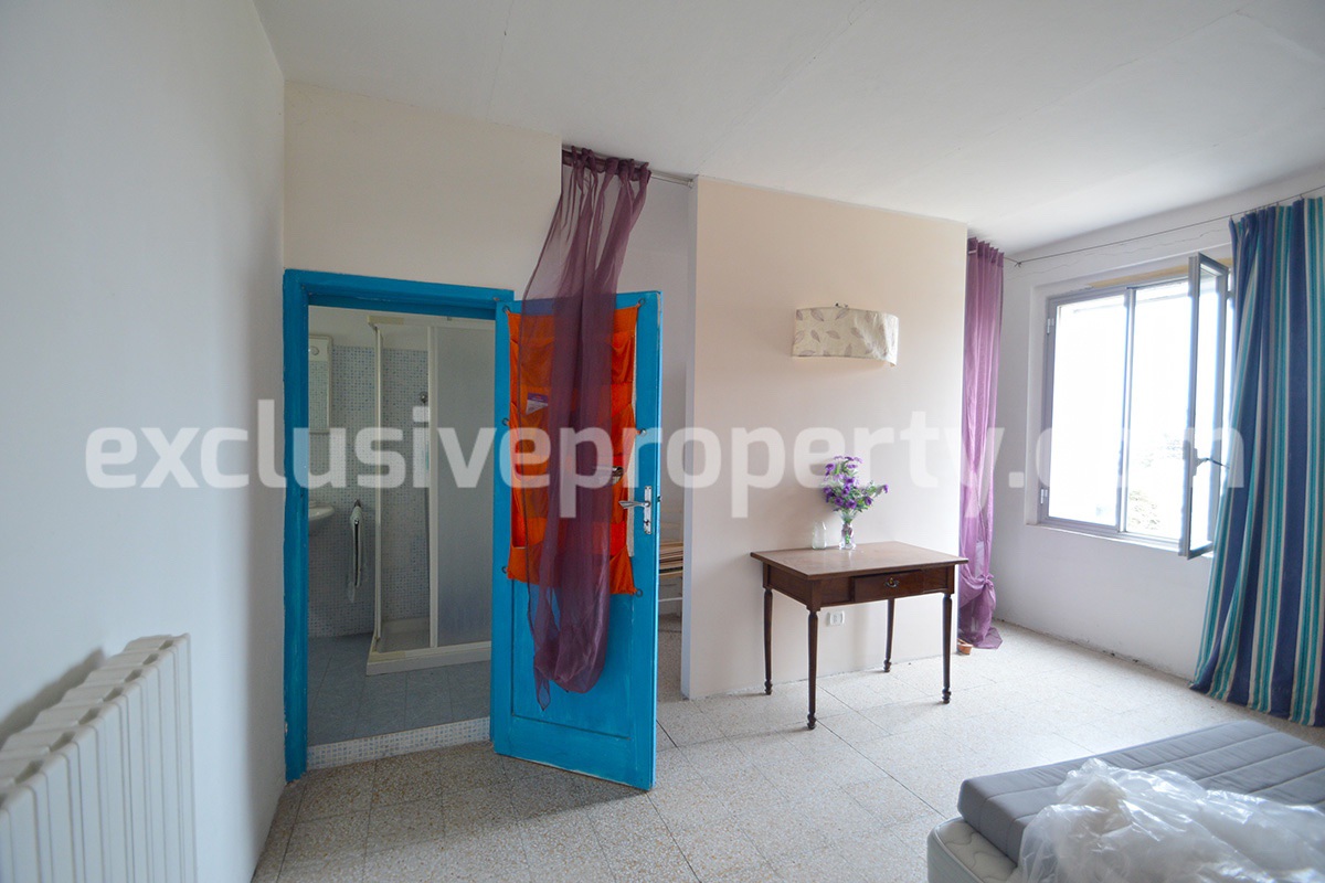 Renovated habitable house with sea view for sale in Italy 11
