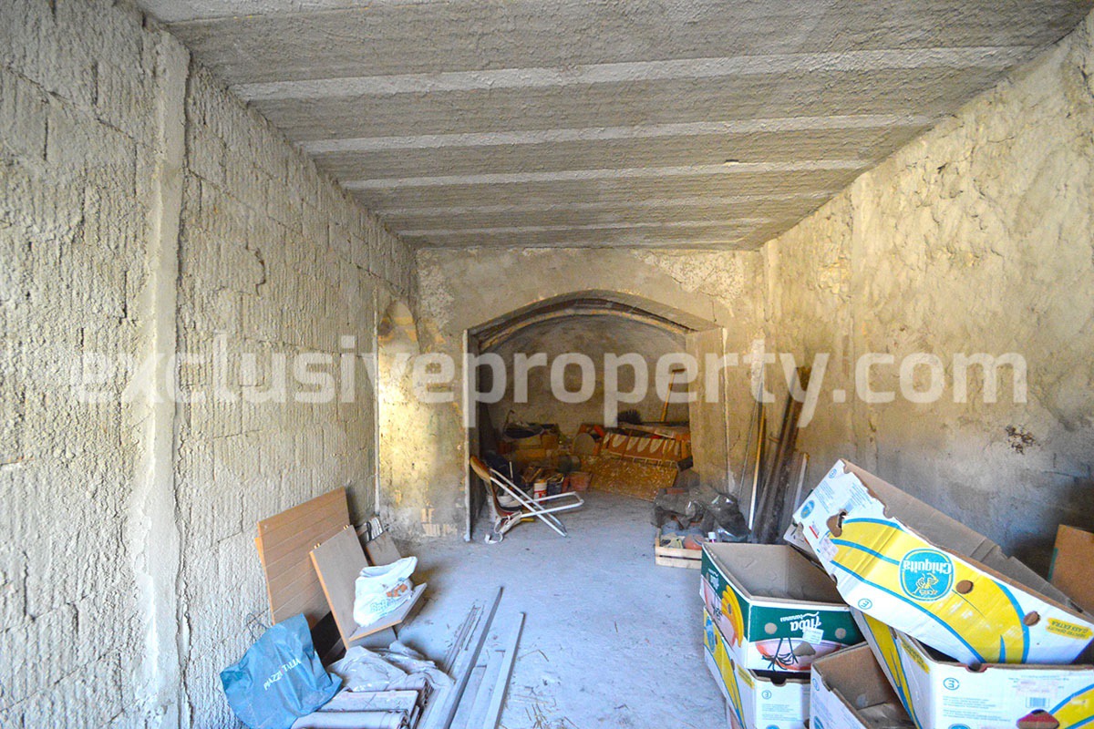 Partially restored stone house to be completed for sale in Archi in Abruzzo