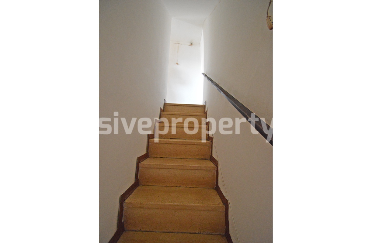 Town house in good condition for sale in Casalanguida - Abruzzo 11