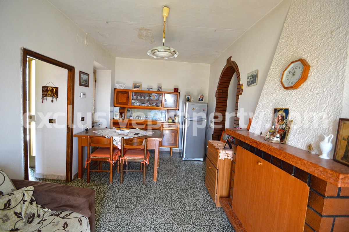 Character stone house with garage for sale in Abruzzo - Italy 11