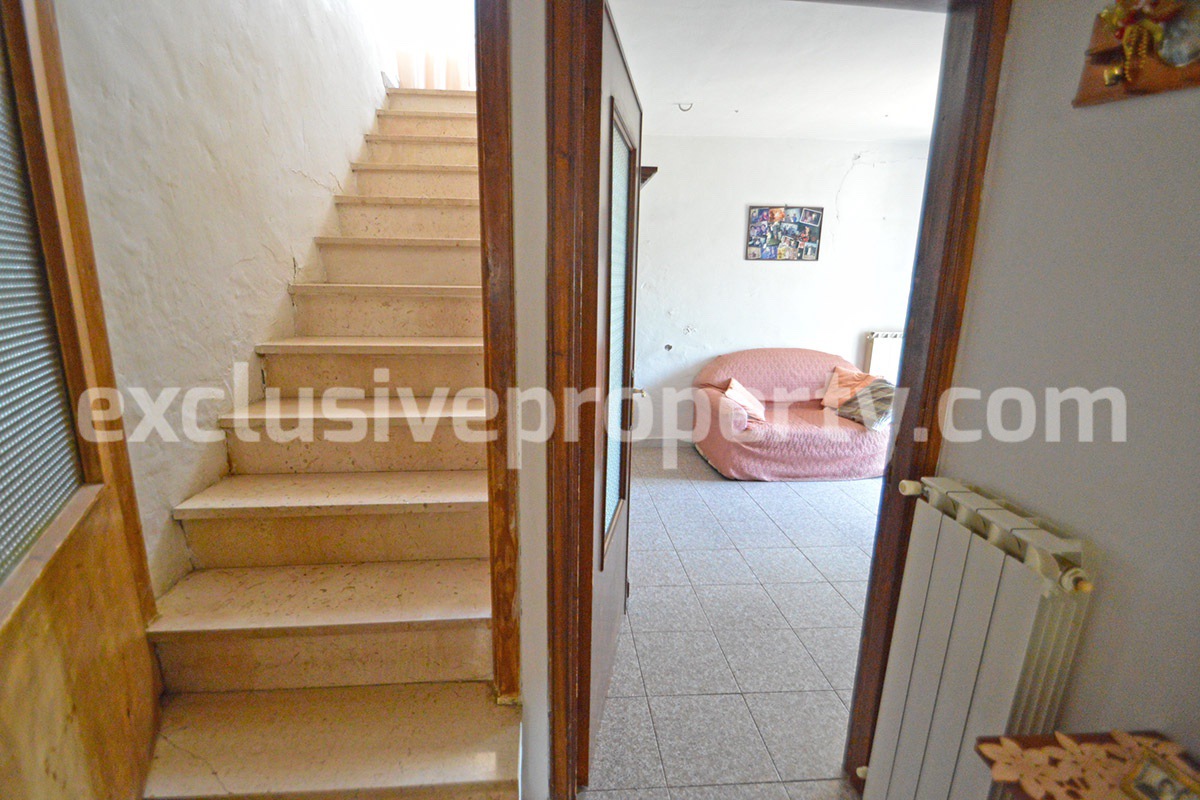 Character stone house with garage for sale in Abruzzo - Italy 18