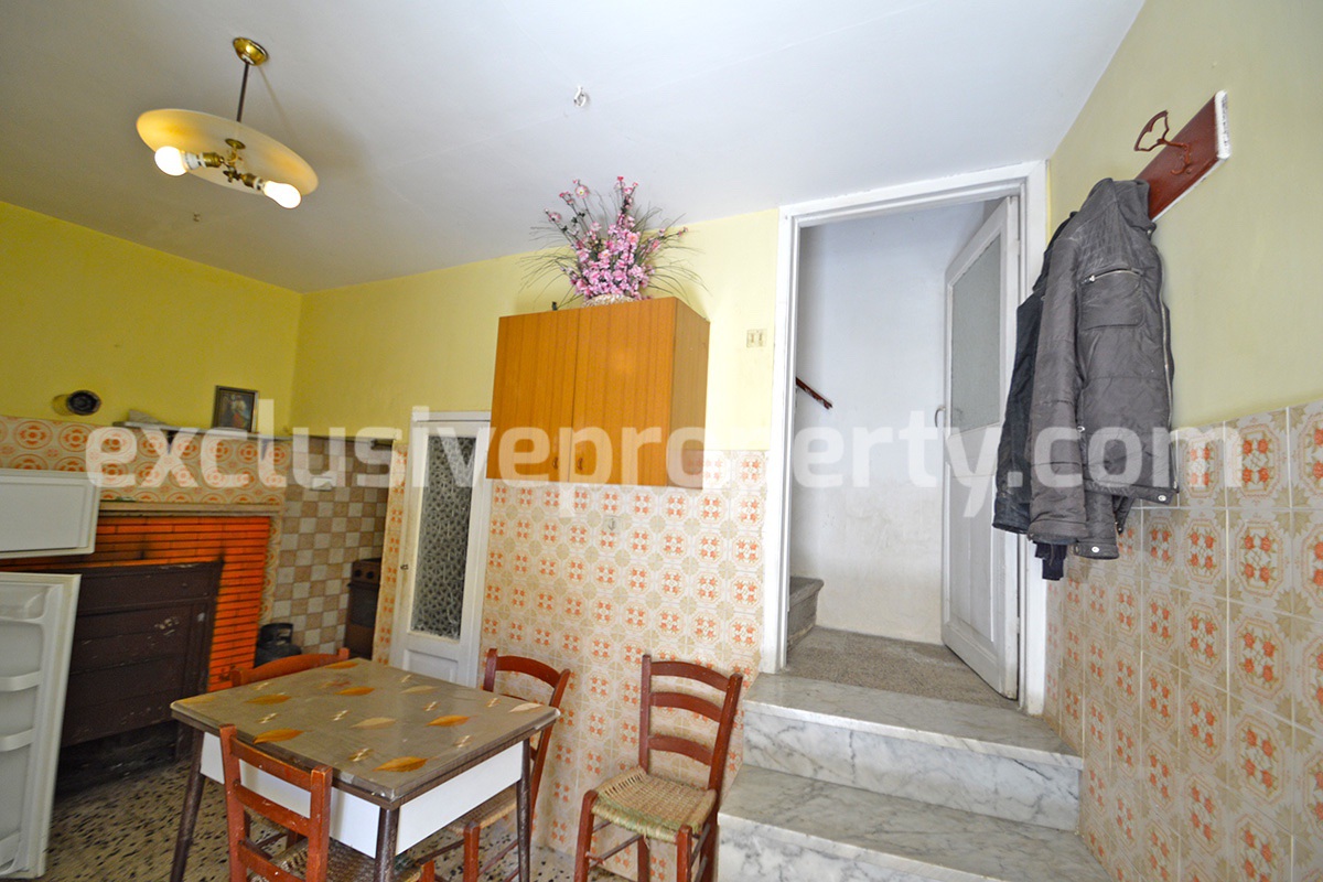 Town house with two rooms for sale in Salcito on the Molise hills 6