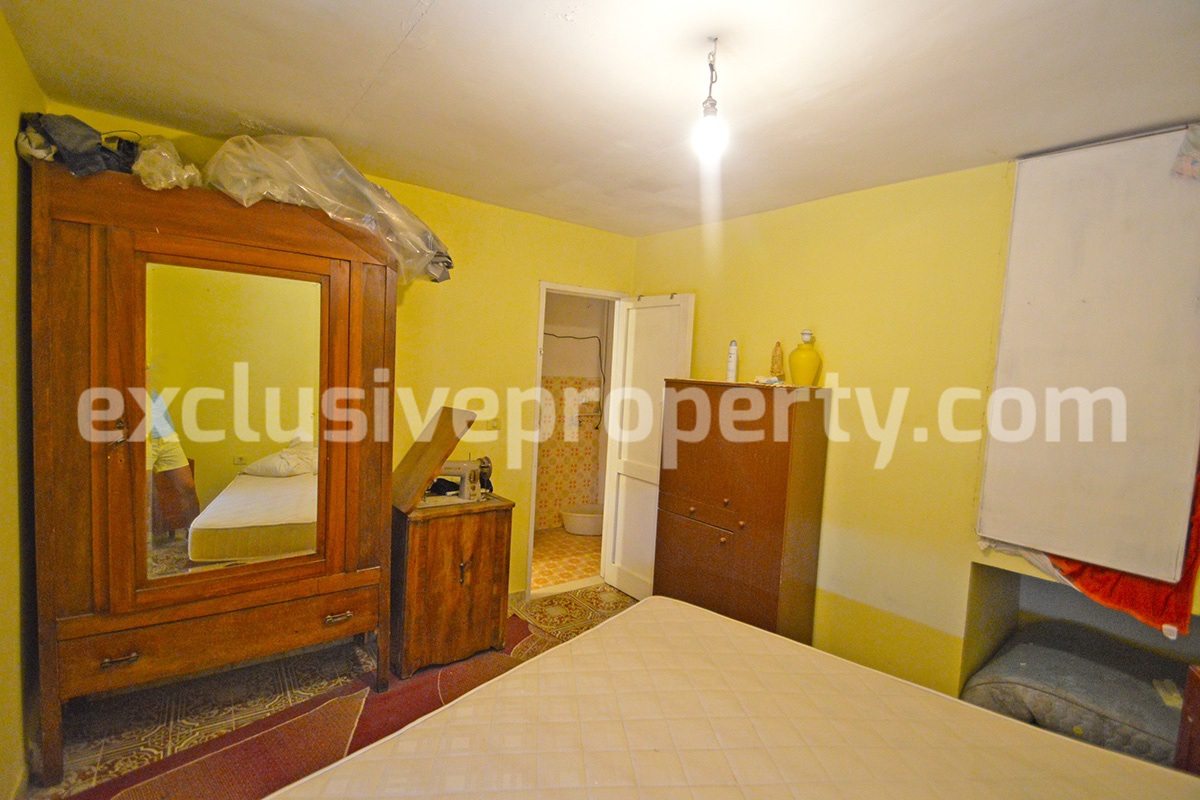 Town house with two rooms for sale in Salcito on the Molise hills 20
