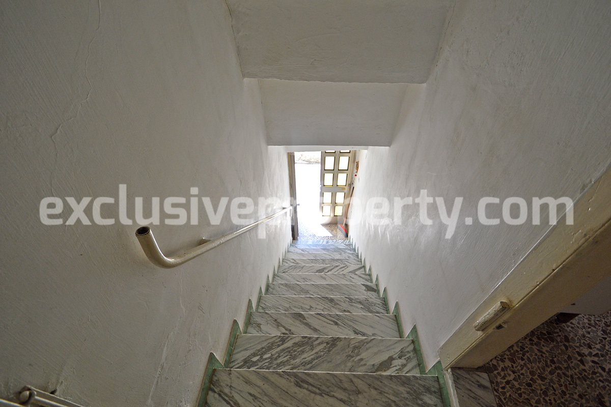 Two bedroom town house for sale near Campobasso Molise - Italy 2