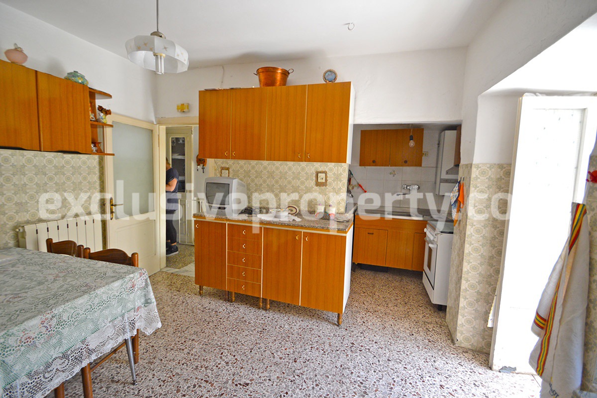 Two bedroom town house for sale near Campobasso Molise - Italy 6