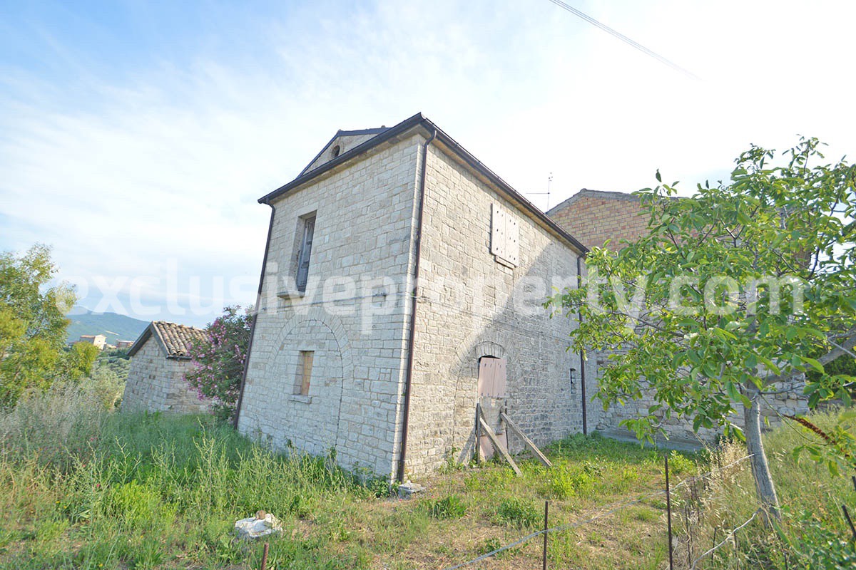 Restored traditional stone house with original details for sale Abruzzo
