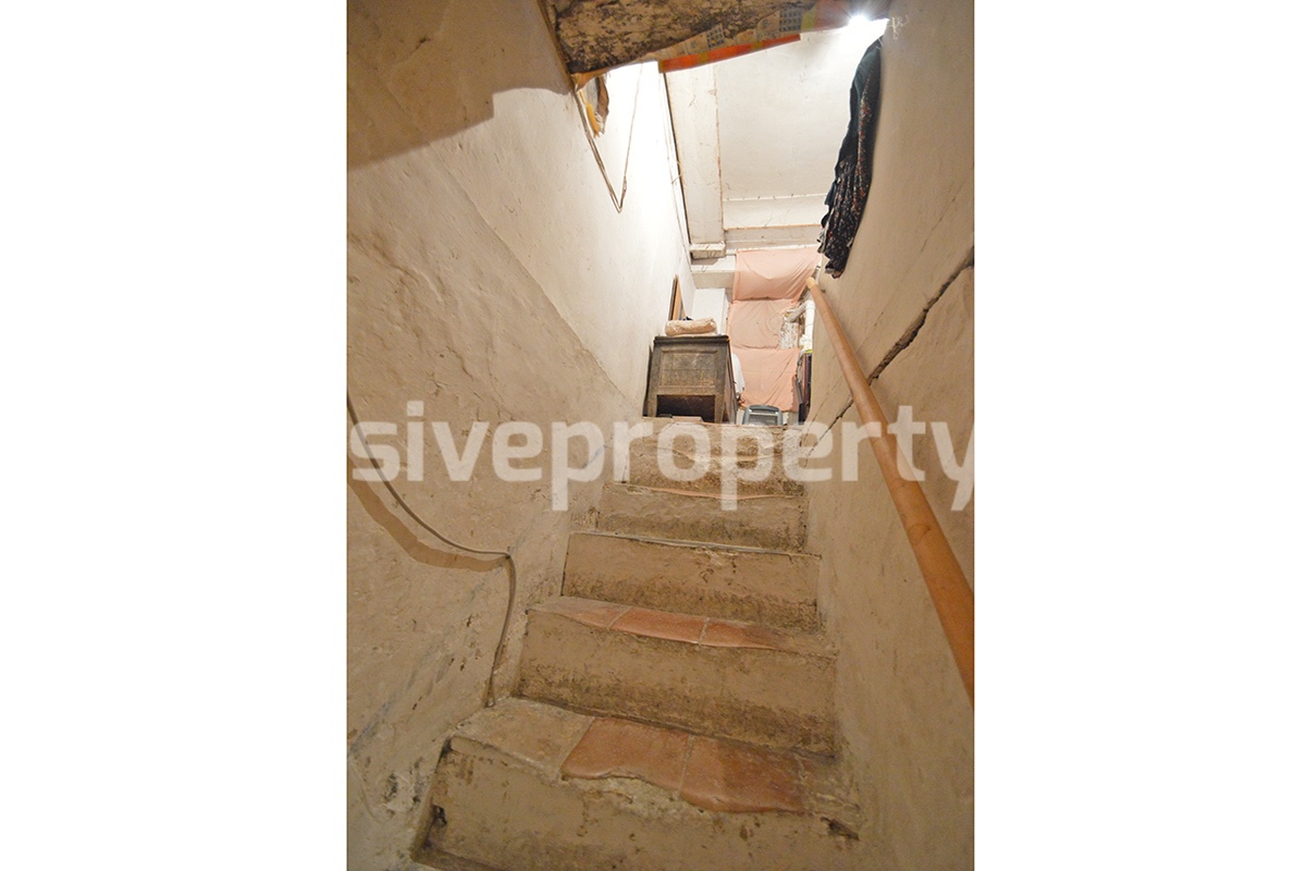 Restored traditional stone house with original details for sale Abruzzo 14