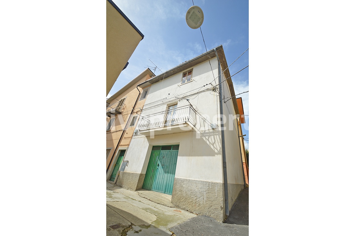 House with garage and cellar in good condition for sale in Abruzzo 21