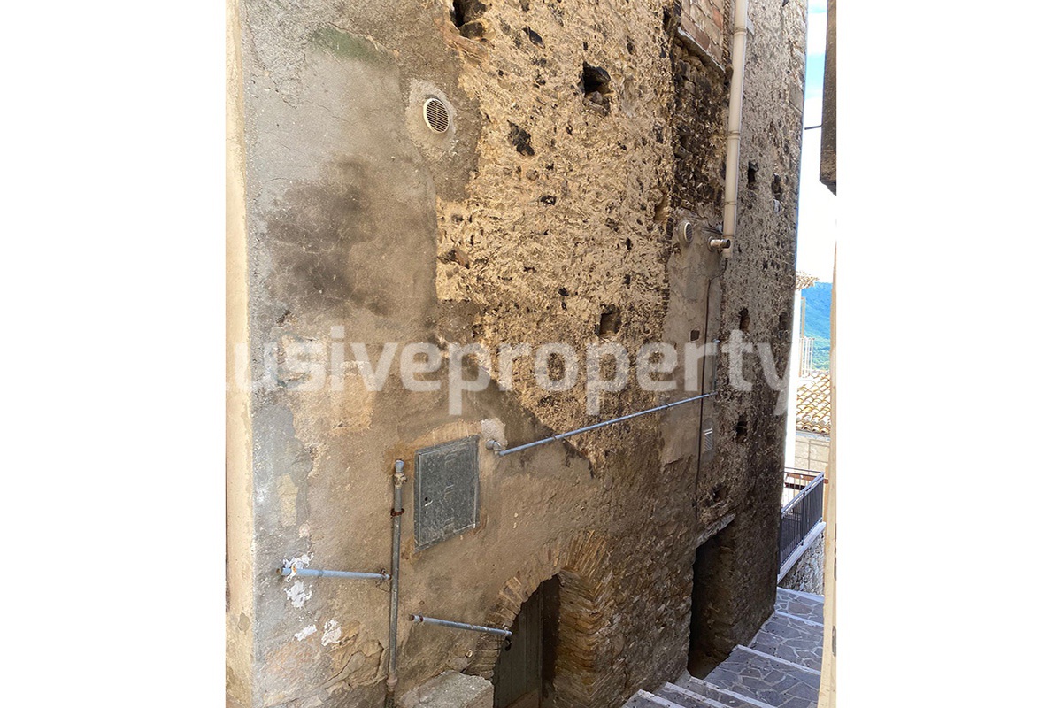 Property consisting of two residential units for sale in Abruzzo - Italy 6