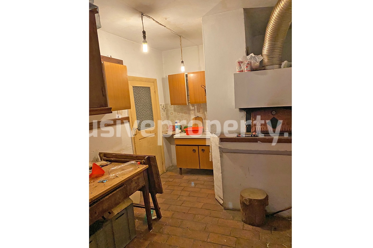 Property consisting of two residential units for sale in Abruzzo - Italy 27