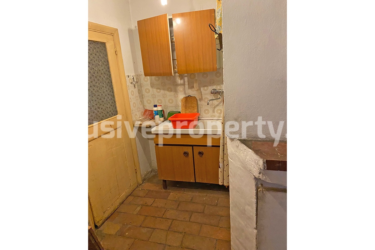 Property consisting of two residential units for sale in Abruzzo - Italy 28