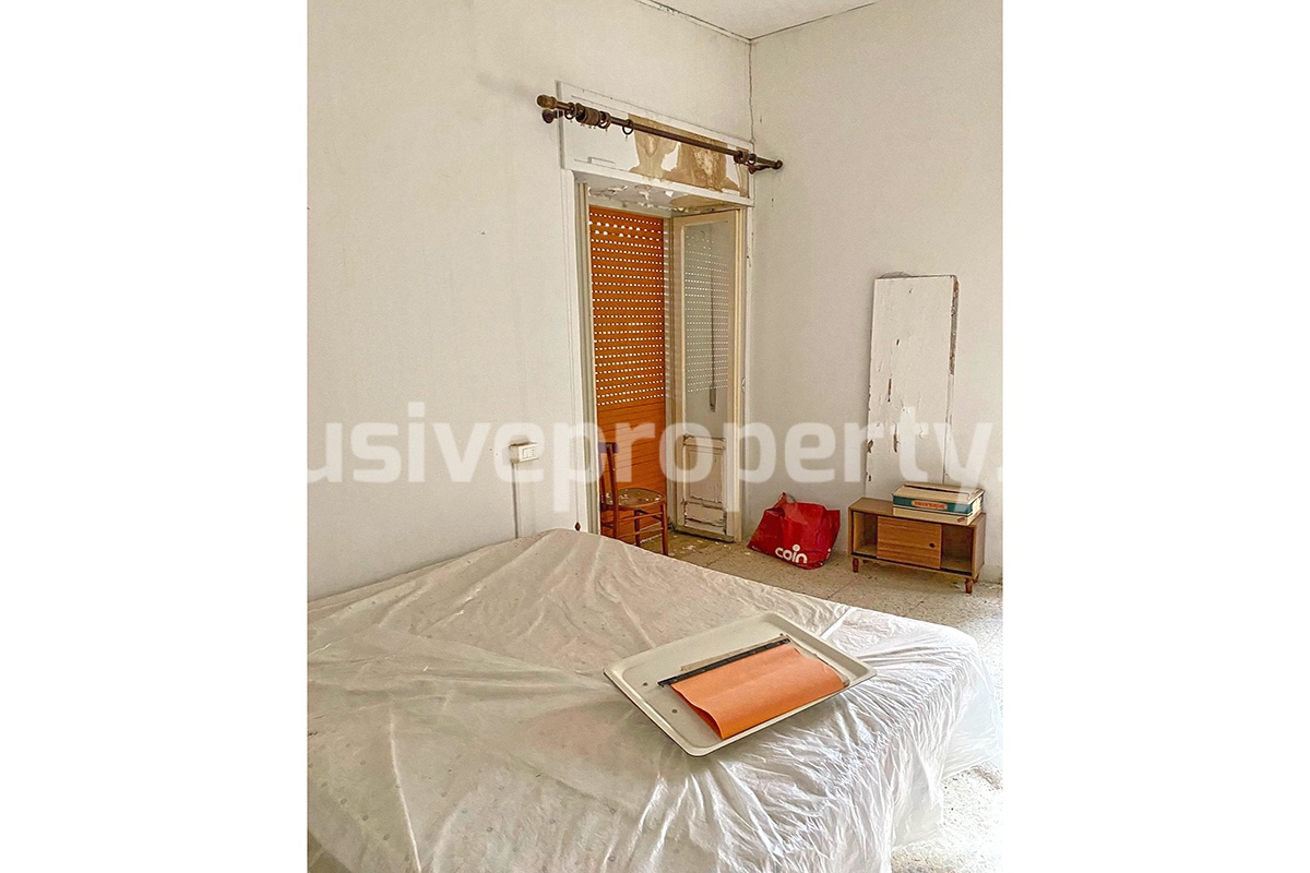 Property consisting of two residential units for sale in Abruzzo - Italy 72