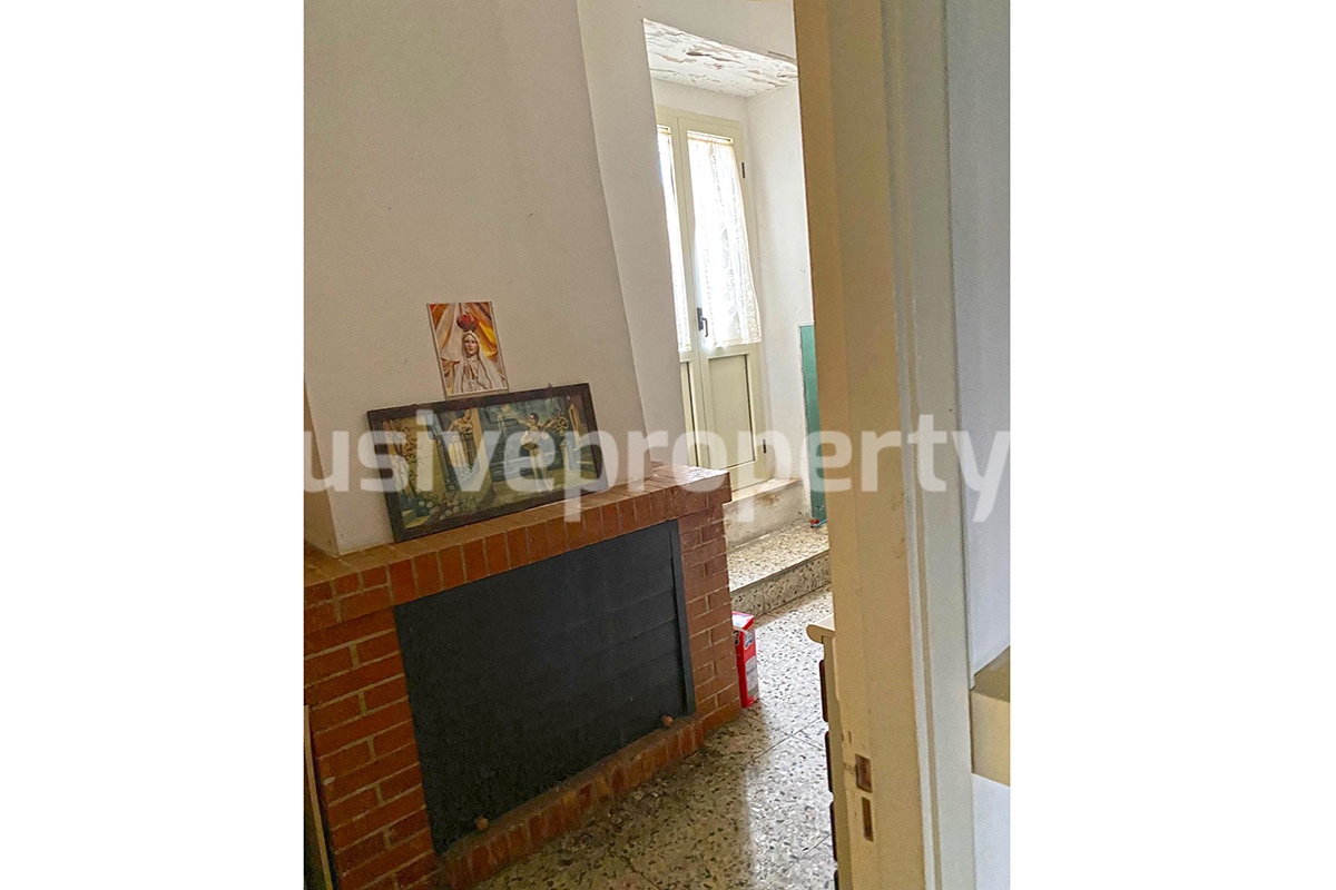 Property consisting of two residential units for sale in Abruzzo - Italy 19