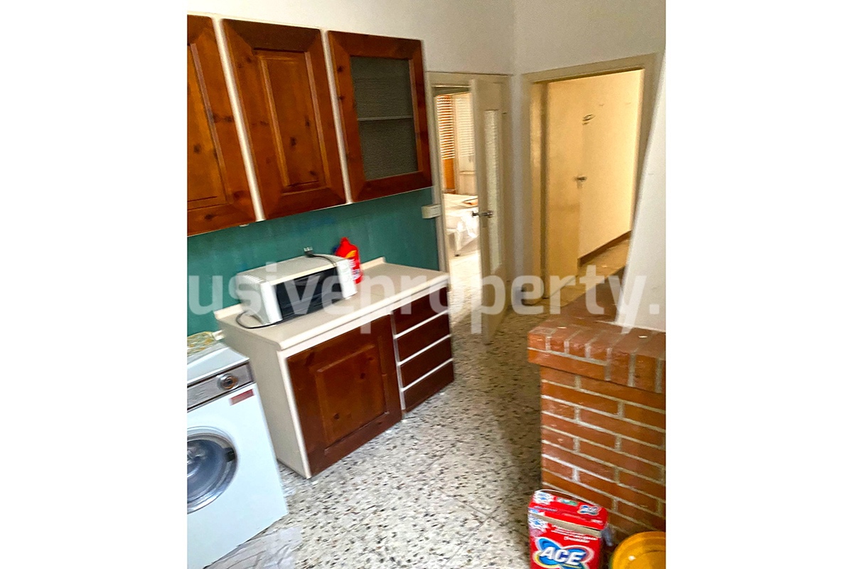 Property consisting of two residential units for sale in Abruzzo - Italy 76